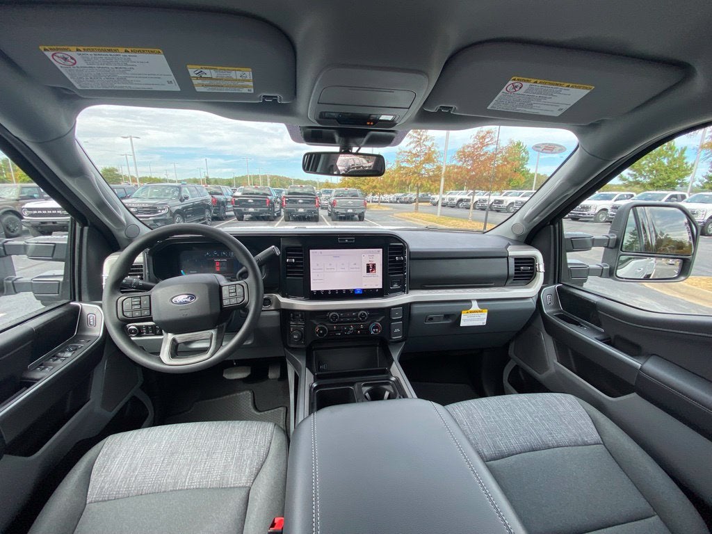 2027 Ford F-350SD XLT DRW