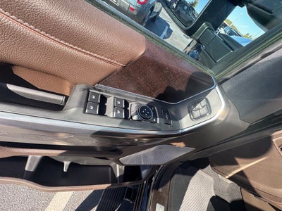 2027 Ford F-350SD King Ranch DRW