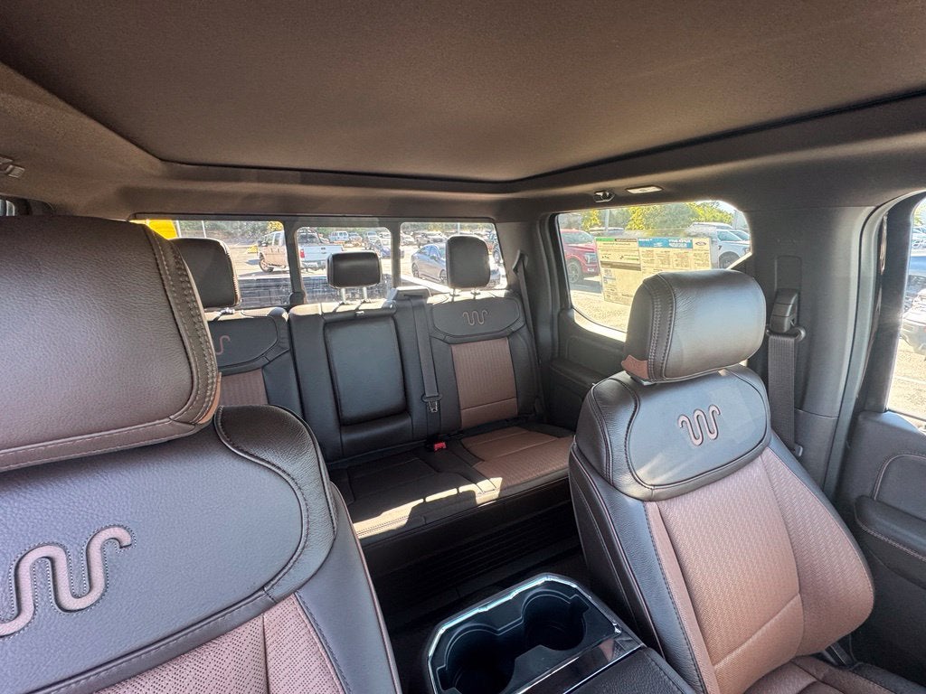 2027 Ford F-350SD King Ranch DRW