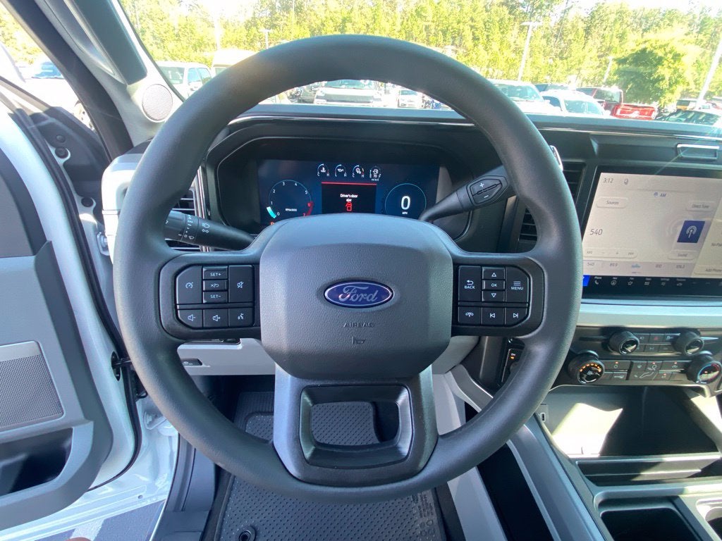 2027 Ford F-350SD XLT DRW