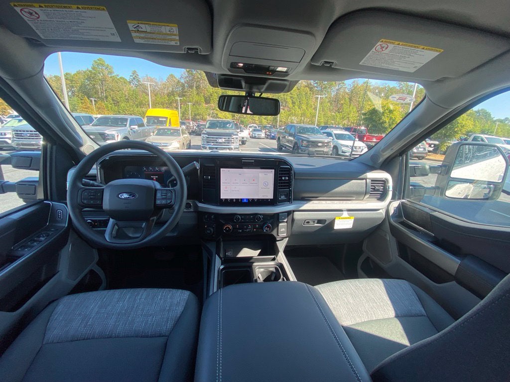 2027 Ford F-350SD XLT DRW
