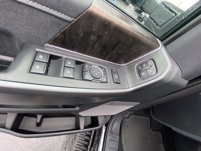 2027 Ford F-350SD Lariat DRW