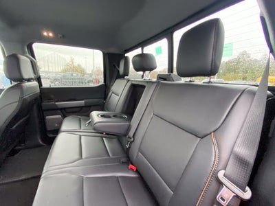 2027 Ford F-350SD Lariat DRW