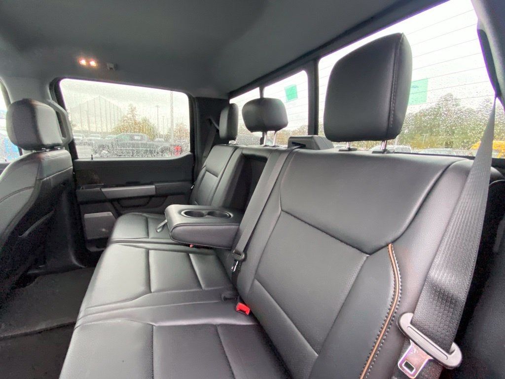 2027 Ford F-350SD Lariat DRW