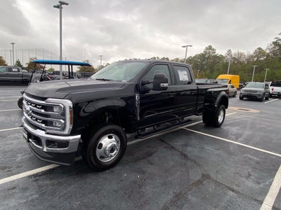 2027 Ford F-350SD Lariat DRW