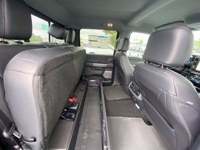 2027 Ford F-350SD Lariat DRW