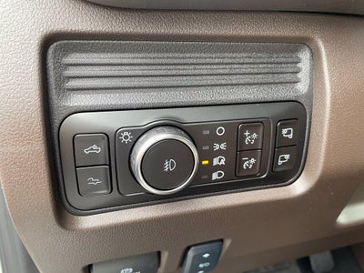 2027 Ford F-350SD King Ranch DRW
