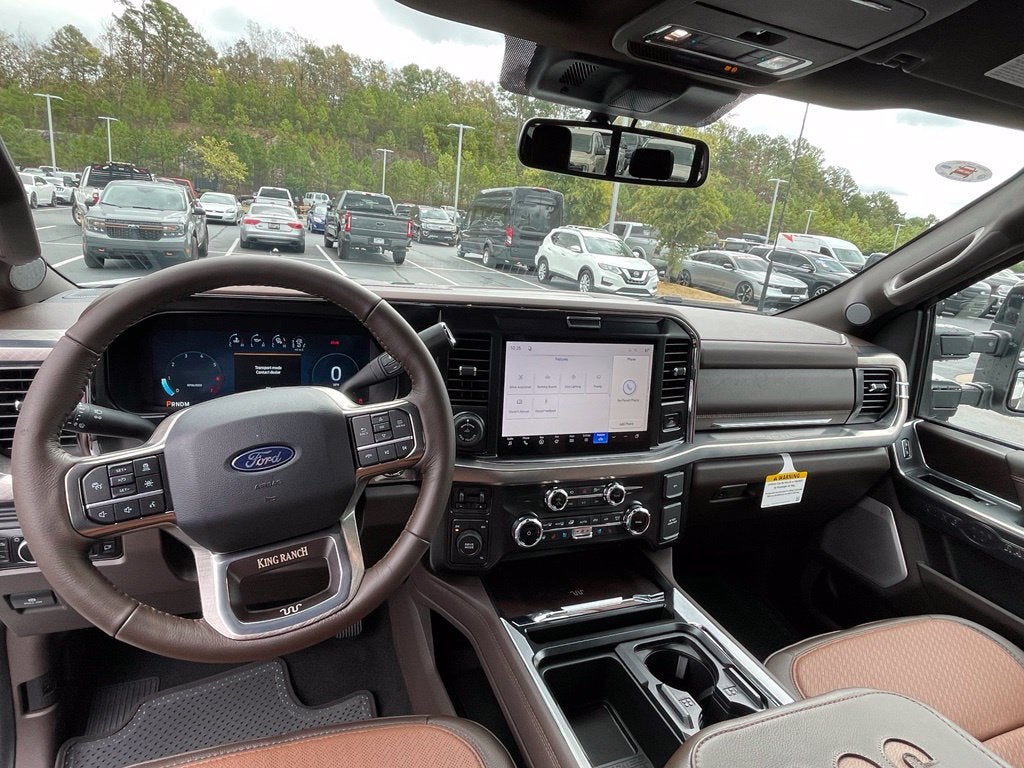 2027 Ford F-350SD King Ranch DRW