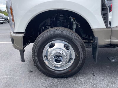 2027 Ford F-350SD King Ranch DRW