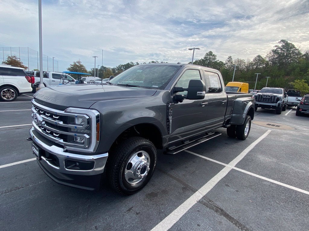 2027 Ford F-350SD XLT DRW