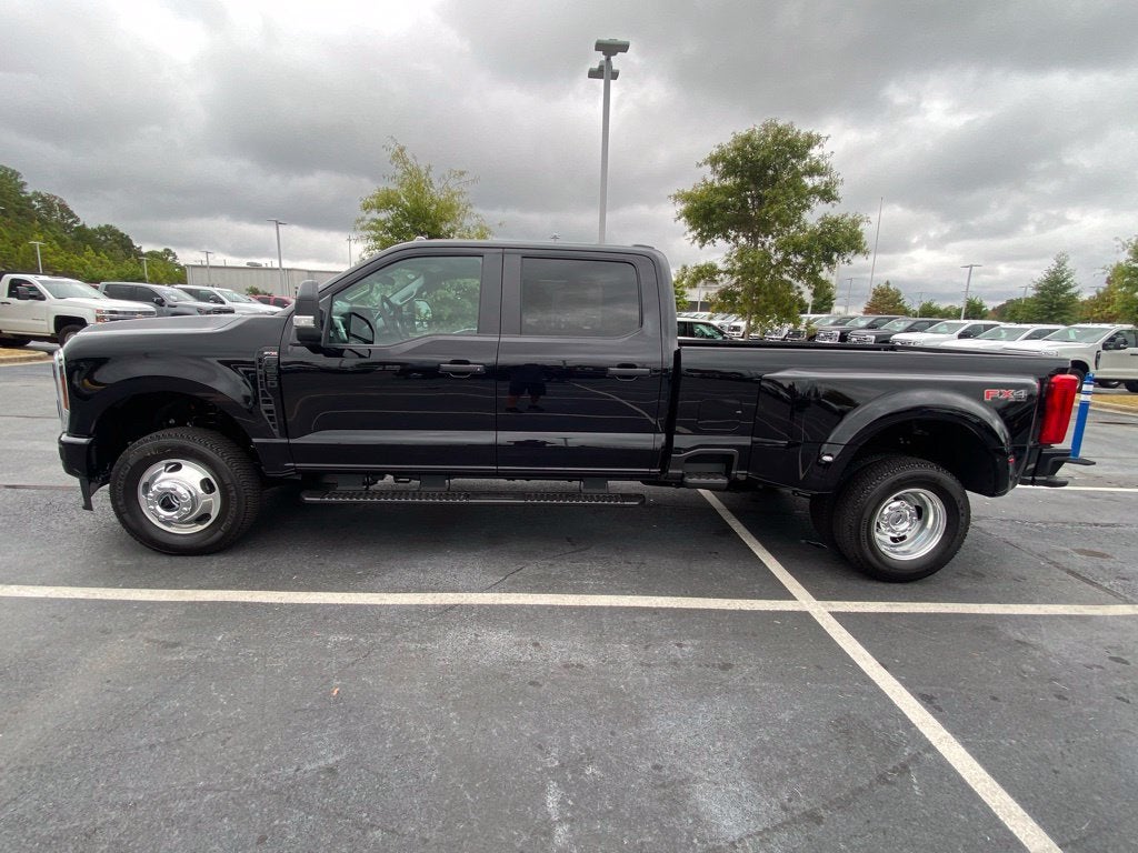 2027 Ford F-350SD XL DRW