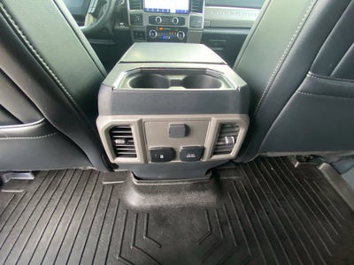 2022 Ford F-350SD Lariat