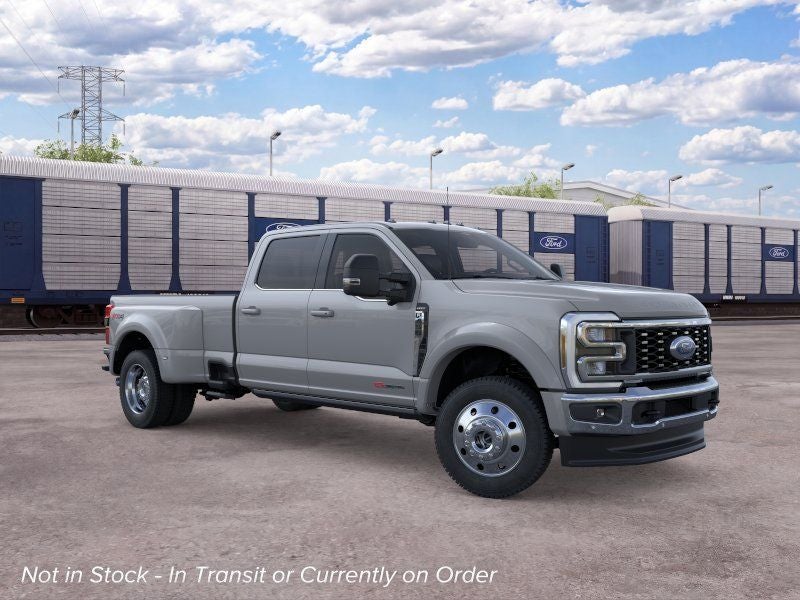 2026 Ford F-450SD Lariat DRW