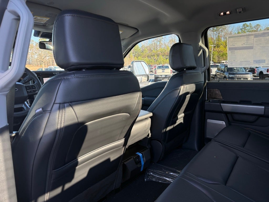 2026 Ford F-450SD Lariat DRW