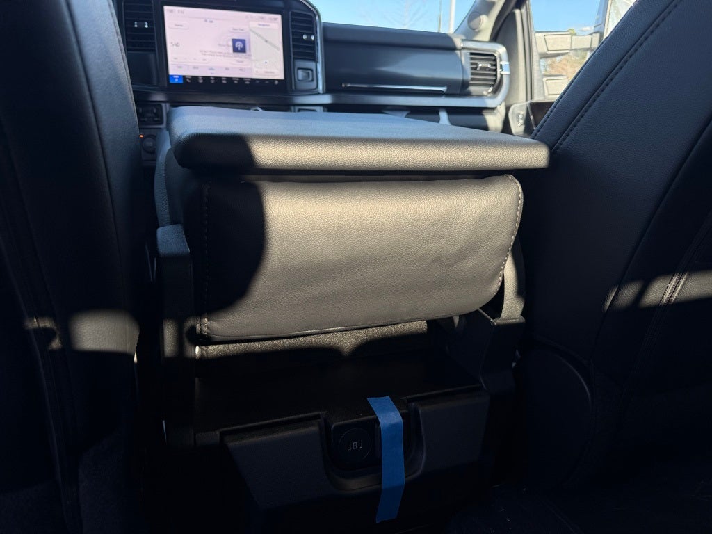 2026 Ford F-450SD Lariat DRW