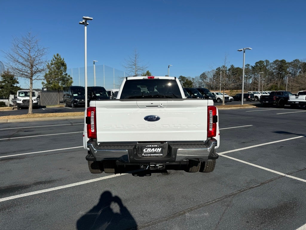 2026 Ford F-450SD Lariat DRW