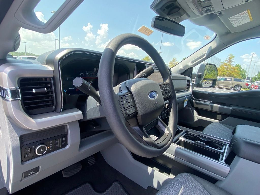 2026 Ford F-450SD XLT DRW