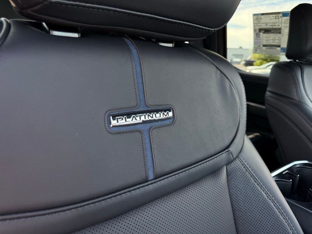 2025 Ford F-150 Platinum