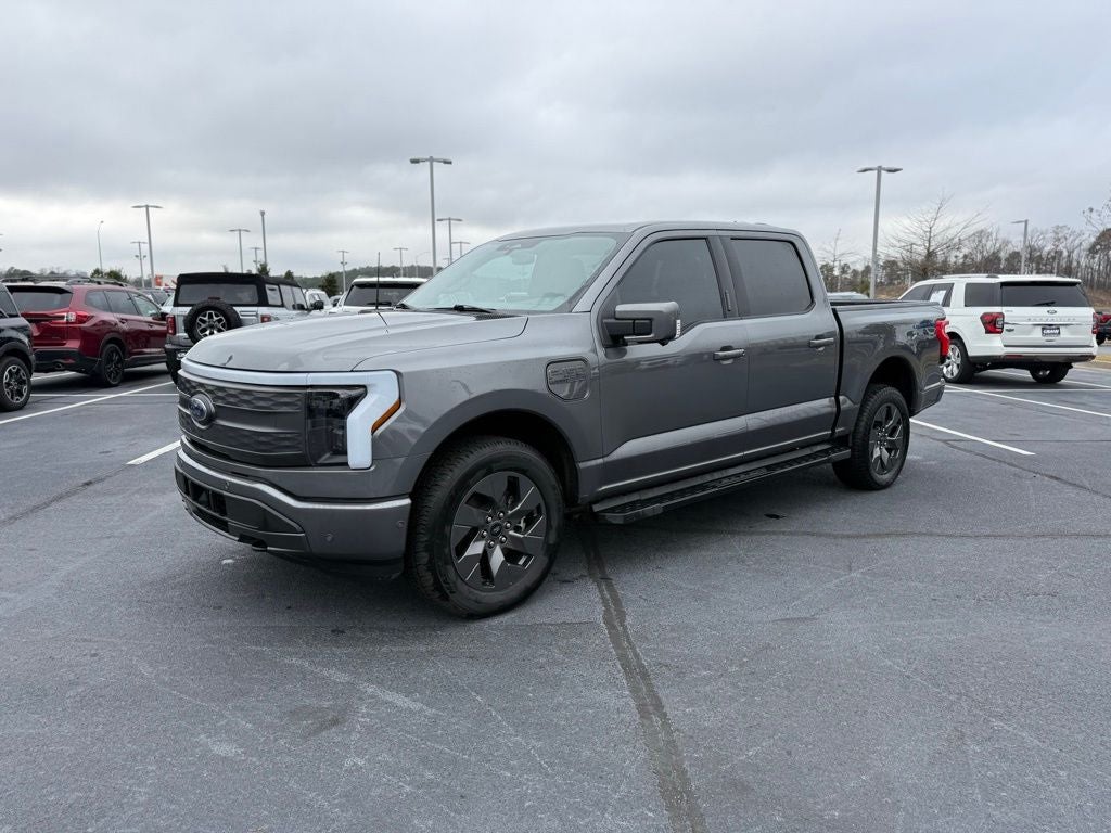2022 Ford F-150 Lightning Lariat