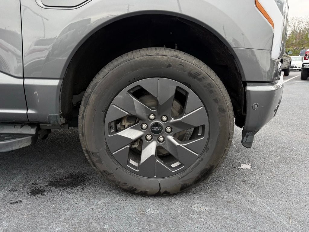 2022 Ford F-150 Lightning Lariat