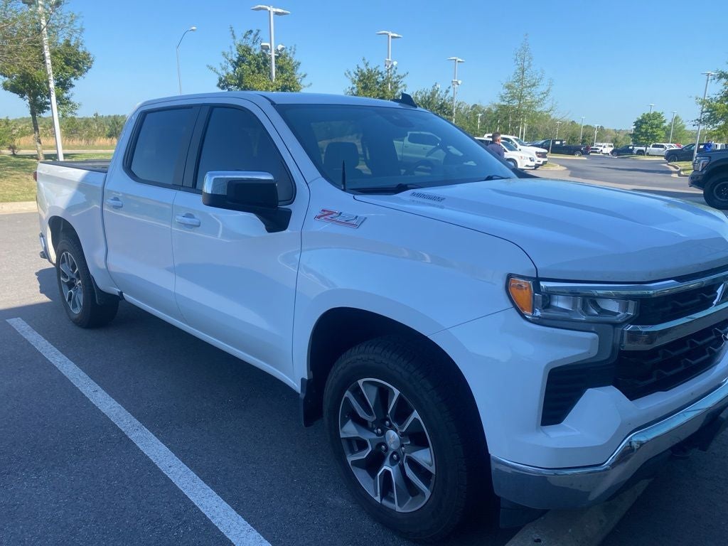 2024 Chevrolet Silverado 1500 LT