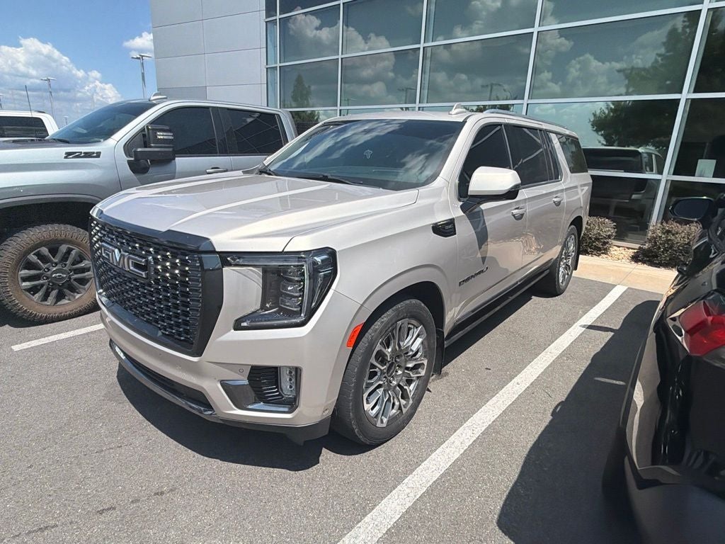 2023 GMC Yukon XL Denali Ultimate