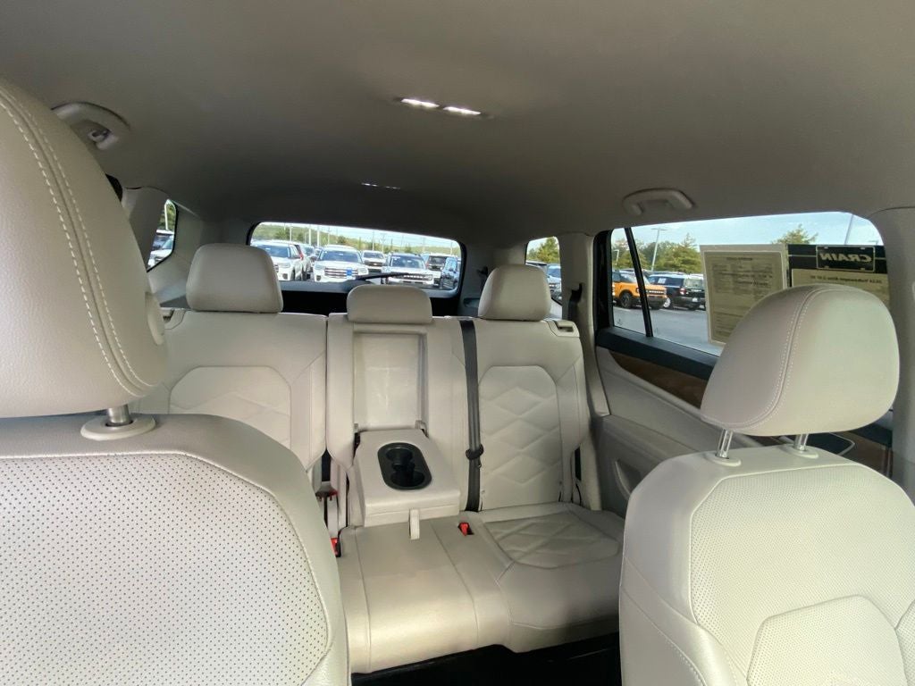 2024 Volkswagen Atlas 2.0T SE