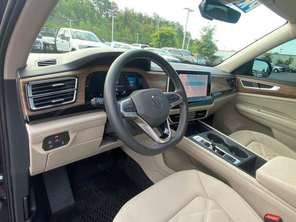 2024 Volkswagen Atlas 2.0T SE