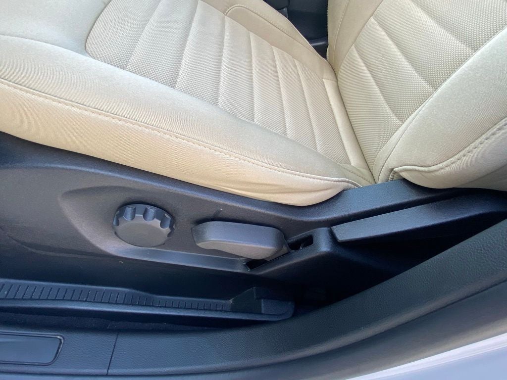 2021 Ford Edge SE