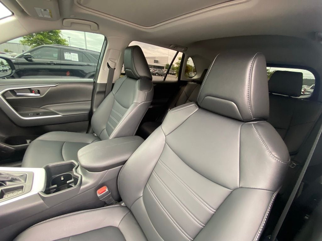 2025 Toyota RAV4 XLE Premium