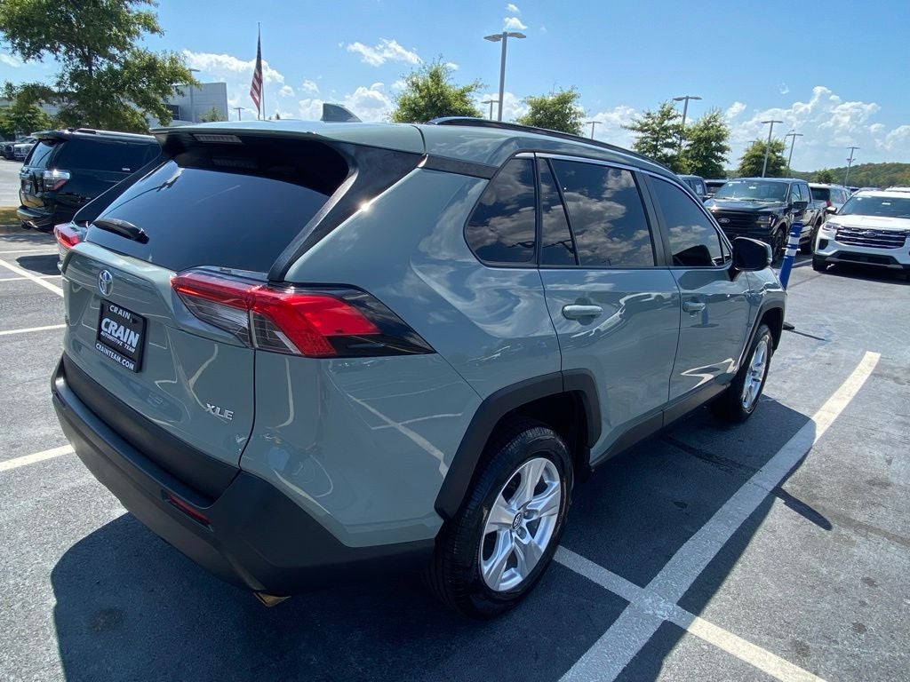 2020 Toyota RAV4 XLE