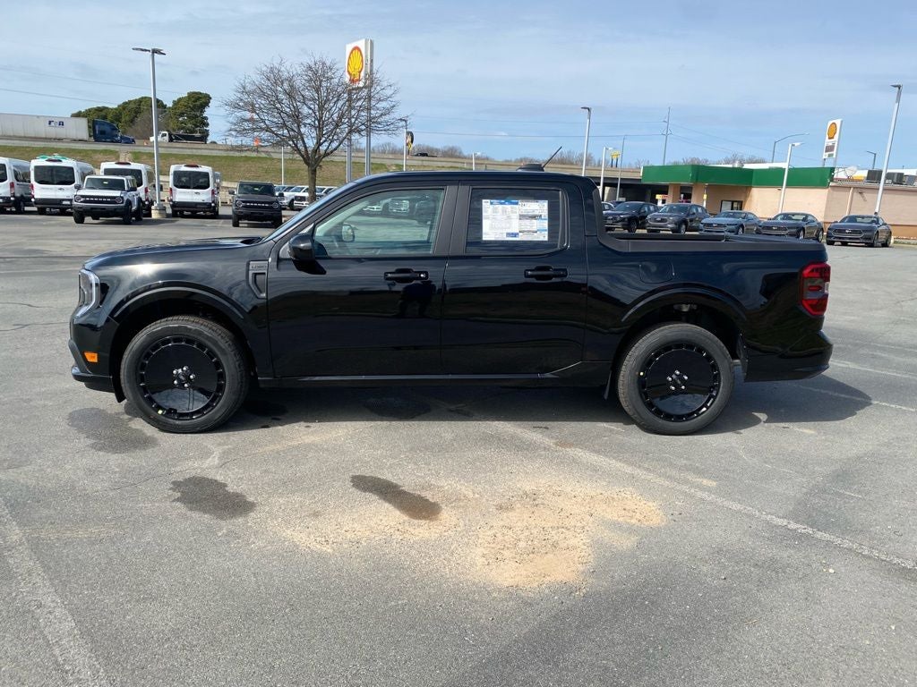 2026 Ford Maverick Lobo Standard