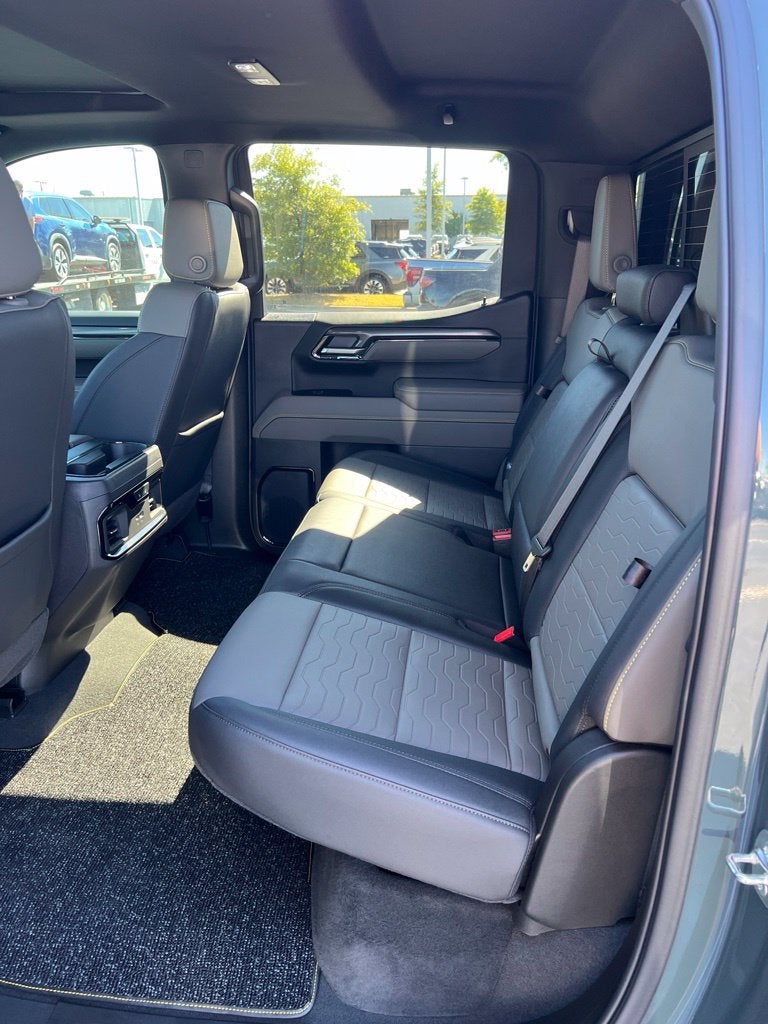 2025 Chevrolet Silverado 1500 ZR2