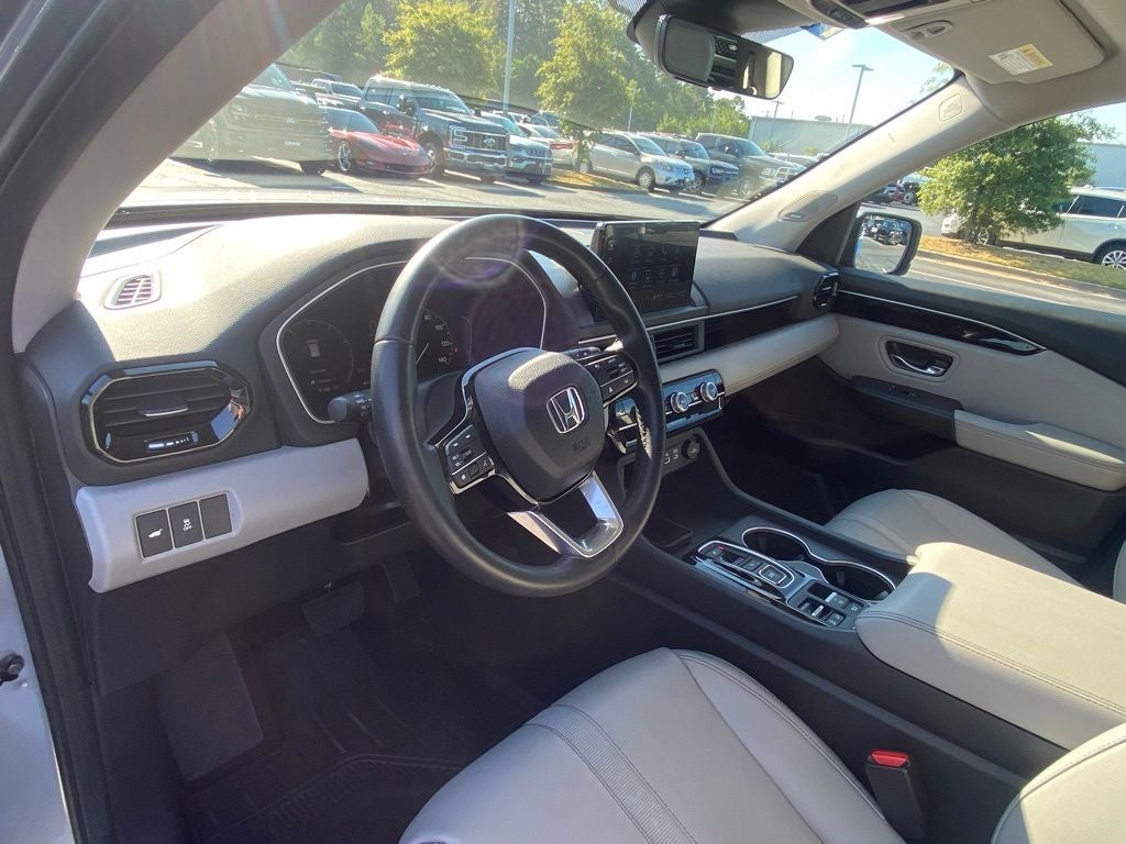 2023 Honda Pilot Touring