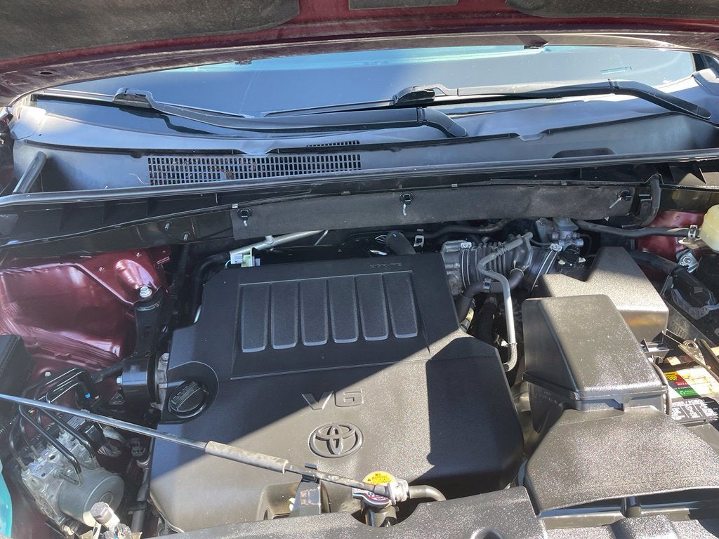 2016 Toyota Highlander LE V6