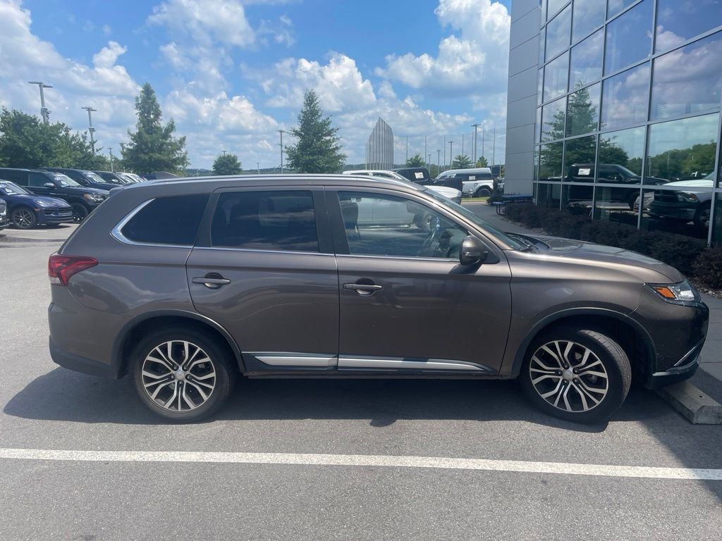 2018 Mitsubishi Outlander SE