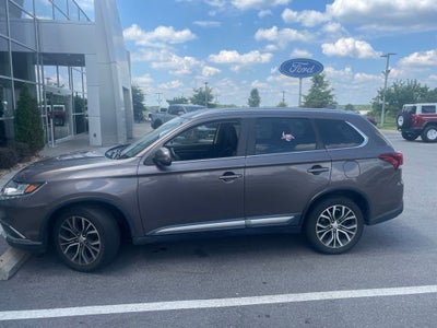2018 Mitsubishi Outlander SE