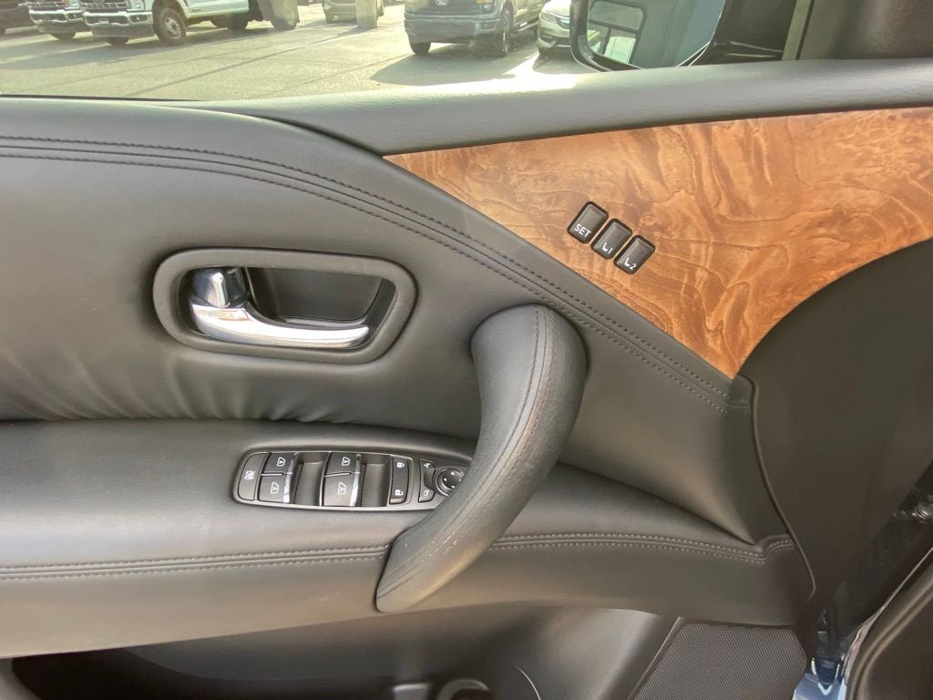 2022 Nissan Armada SL