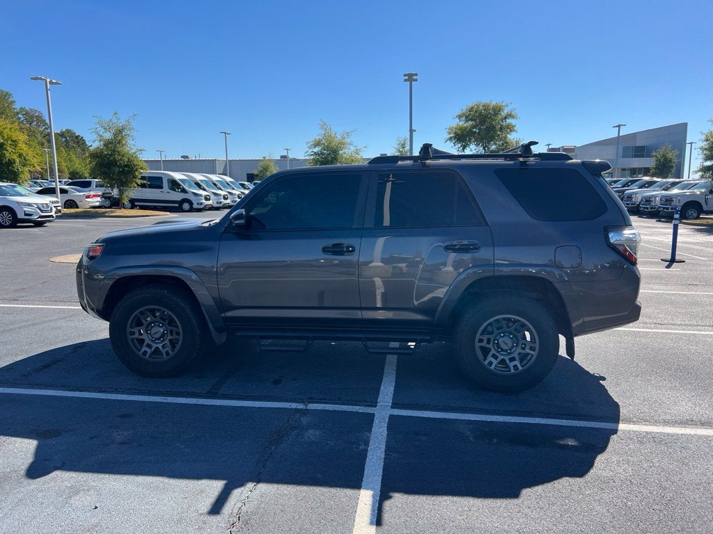 2020 Toyota 4Runner Venture