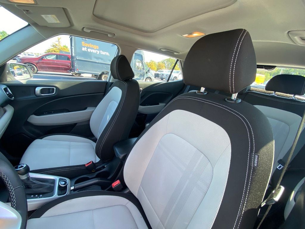 2025 Hyundai Venue SEL