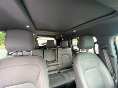 2025 Land Rover Defender 130 Outbound