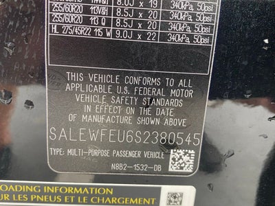 2025 Land Rover Defender 130 Outbound