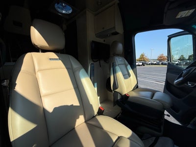 2023 Mercedes-Benz Airstream Cargo 170 WB High Roof