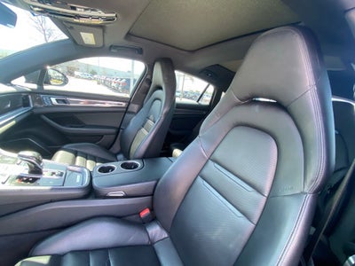 2018 Porsche Panamera Base