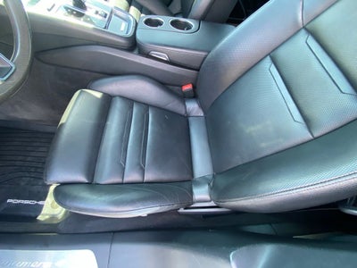 2018 Porsche Panamera Base