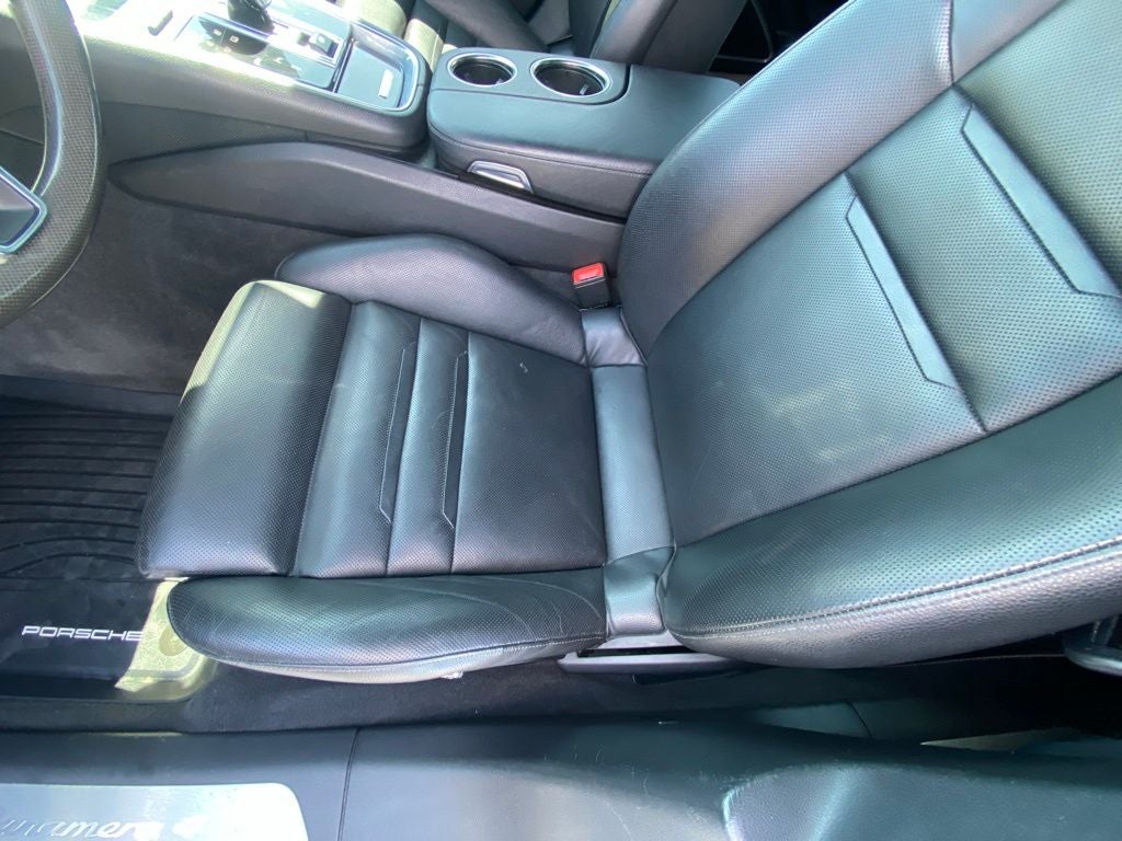 2018 Porsche Panamera Base