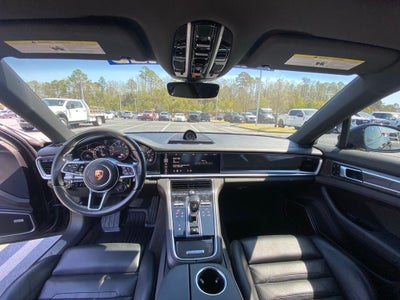 2018 Porsche Panamera Base