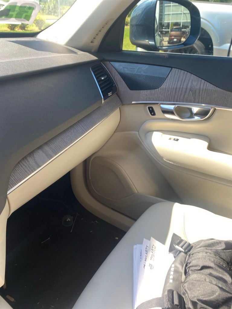 2023 Volvo XC90 B6 Plus 6-Seater