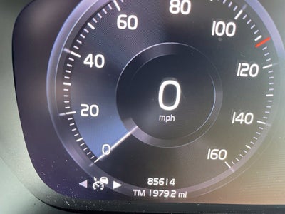 2021 Volvo XC40 Momentum