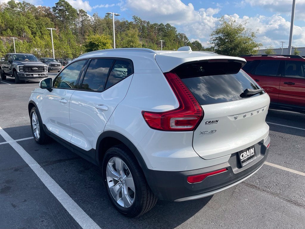2021 Volvo XC40 Momentum